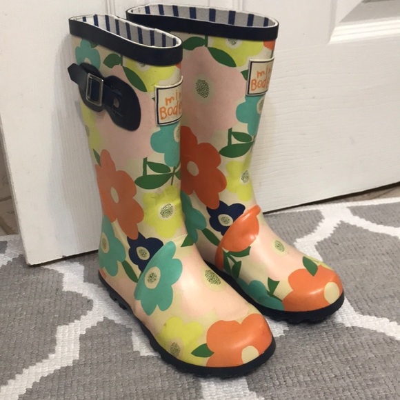 boden rain boots